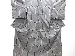 亀甲模様織り出し本場泥大島紬着物(5マルキ)